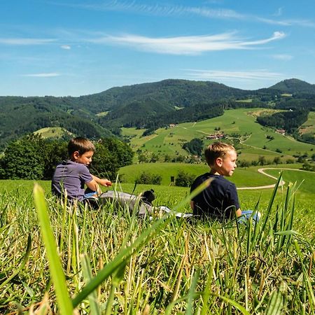 Ferienwohnung mit Komfort Oberharmersbach Exterior foto