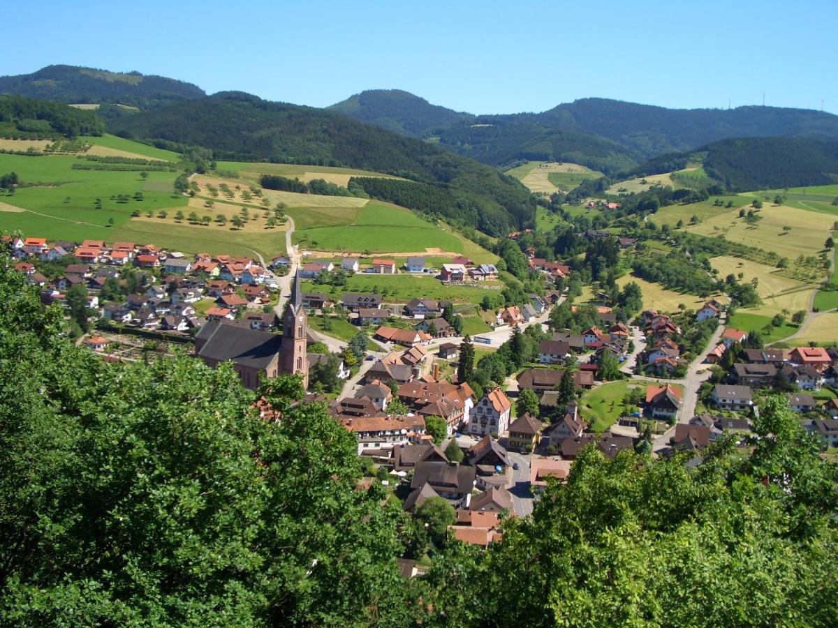 Ferienwohnung mit Komfort Oberharmersbach Exterior foto